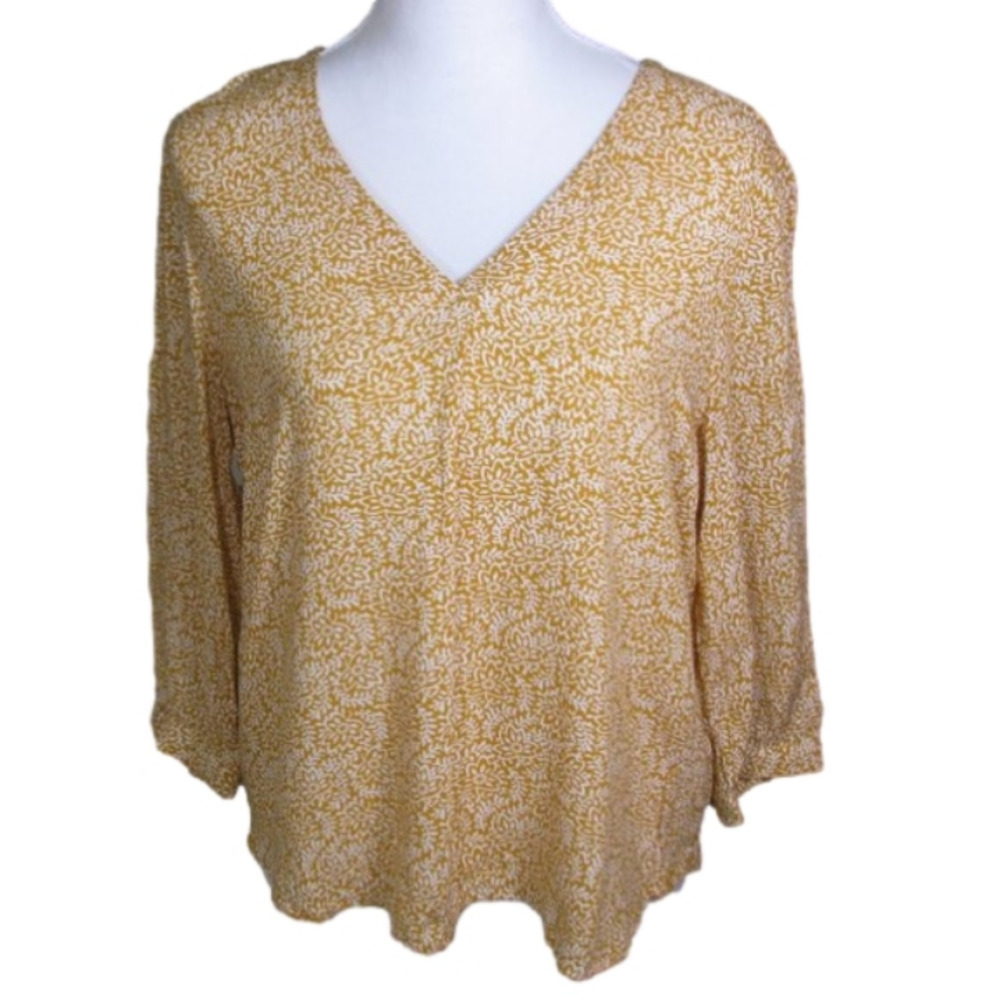 GAP Mustard Yellow/White Patterned V-Neck Blouse Size Medium